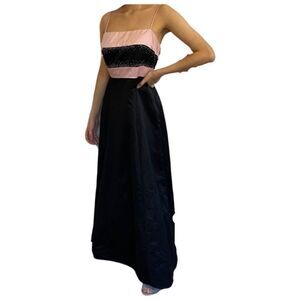 Dave & Johnny black and pink satiny gown
